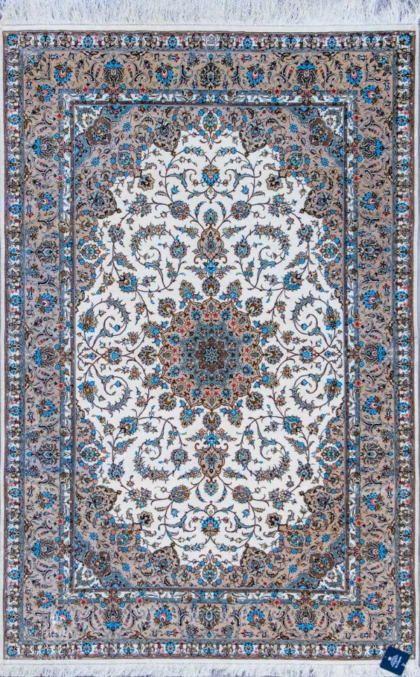 Qom C117
